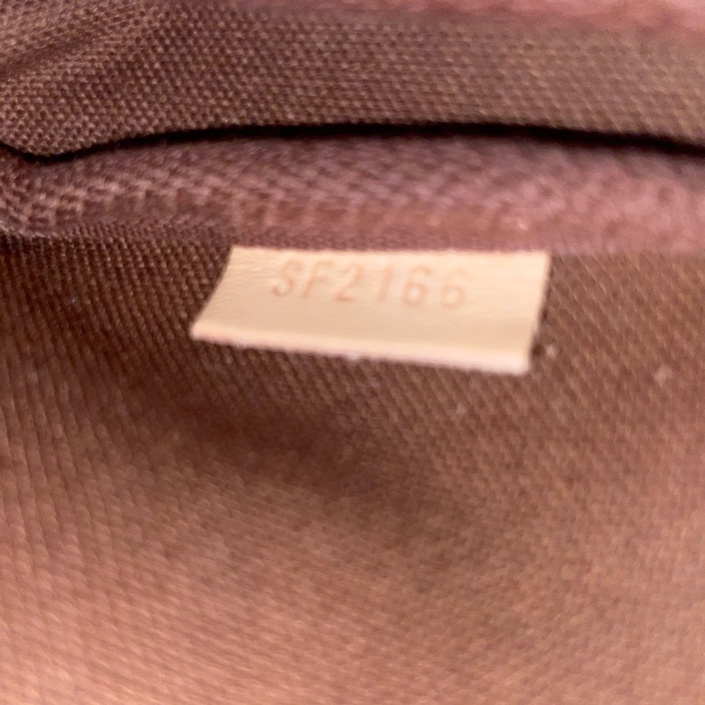 LV Mini Pochette that will make any wardrobe fabulous! - Picture 9 of 12